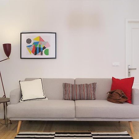 Historic Alfama Apt With Modern Style Lisboa Exterior foto