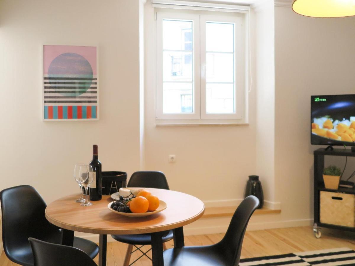 Historic Alfama Apt With Modern Style Lisboa Exterior foto